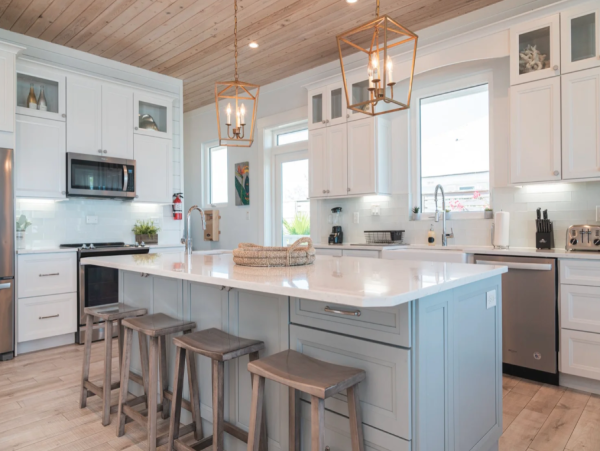 Luxurious Beachfront Villa in Little Exuma - 4-Bedroom Getaway